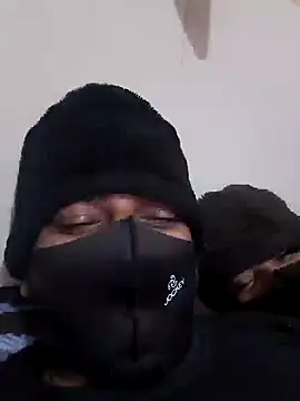 pinky801 online show from 12-20-24, 06:35
