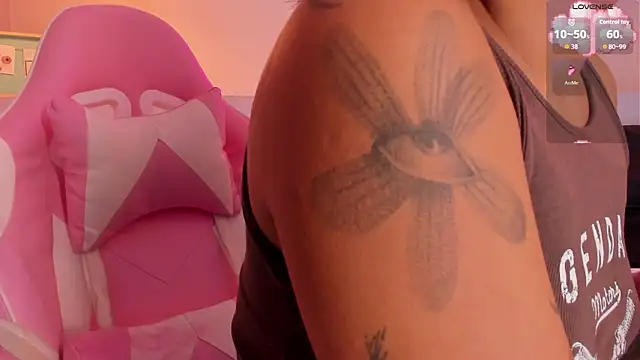 Snapshot of soy_jess03 chatting on 09-22-25, 12:07 soy jess03 online show from 09-22-25, 12:07