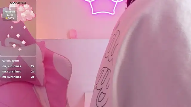 Snapshot of soy_jess03 chatting on 10-06-25, 12:24 soy jess03 online show from 10-06-25, 12:24