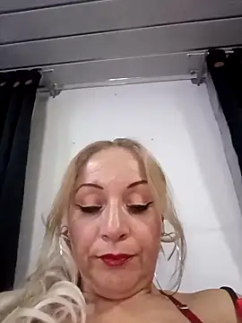 Fenix 528 online show from 04-19-26, 01:05