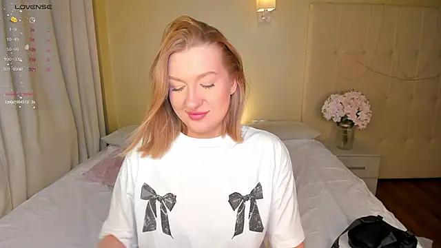 Emma  Leee online show from 02-24-25, 01:02