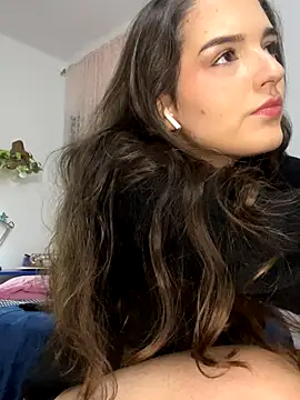 tatianaAlvarez1 online show from 09-24-25, 10:35