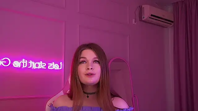 CrystalLyons online show from 03-15-25, 09:19