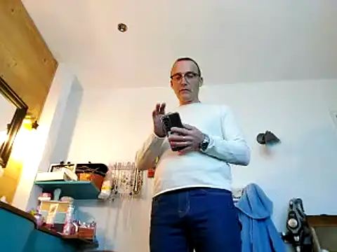 Snapshot of Manou1971 chatting on 01-27-25, 11:11 Manou1971 online show from 01-27-25, 11:11