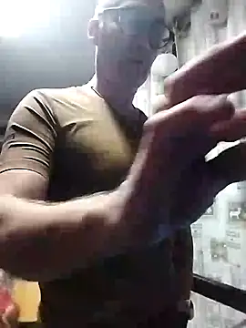 Snapshot of Manou1971 chatting on 02-08-25, 04:47 Manou1971 online show from 02-08-25, 04:47