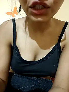 Sanaya 7 online show from 12-06-24, 01:44