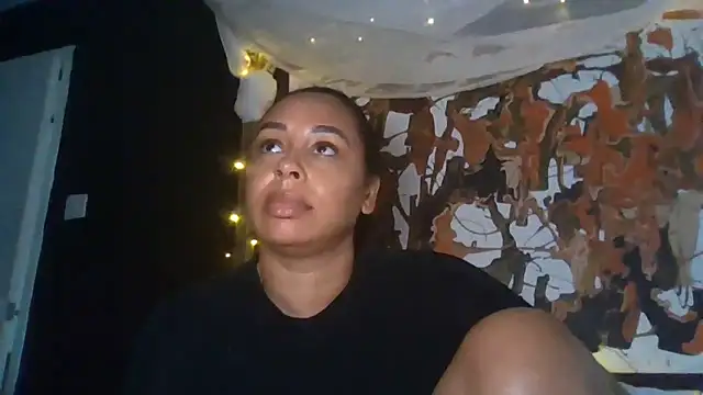 Snapshot of bigbootyjayda chatting on 06-06-26, 04:12 bigbootyjayda online show from 06-06-26, 04:12