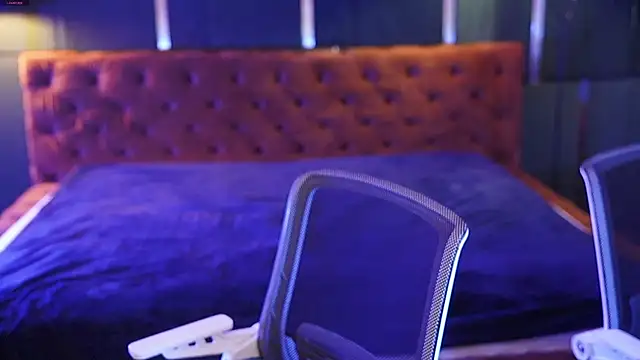 Snapshot of Michelle_054 chatting on 02-22-25, 12:40 Michelle 054 online show from 02-22-25, 12:40