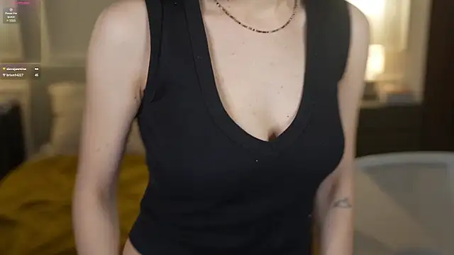 Snapshot of Michelle_054 chatting on 02-28-25, 05:26 Michelle 054 online show from 02-28-25, 05:26