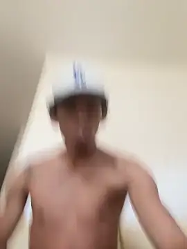 estrellaalvear online show from 10-06-25, 04:04