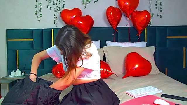 PollyLanders online show from 02-10-25, 06:35