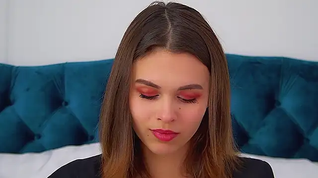 PollyLanders online show from 11-07-25, 06:57