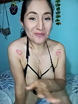 ELISA 90 online show from 02-13-25, 02:23