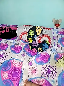 ELISA 90 online show from 03-08-25, 02:01