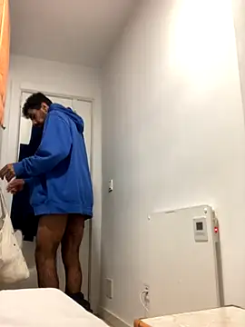 Snapshot of Lucascacaca chatting on 11-27-25, 05:59 Lucascacaca online show from 11-27-25, 05:59