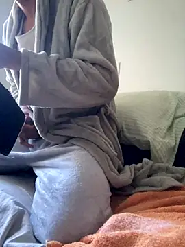 Snapshot of Lucascacaca chatting on 12-02-25, 01:28 Lucascacaca online show from 12-02-25, 01:28