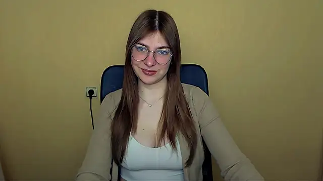 Snapshot of Luna_Lush_ chatting on 04-24-26, 09:45 Luna Lush online show from 04-24-26, 09:45
