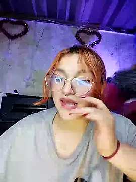 SophiaWeestt99 online show from 03-09-25, 05:55