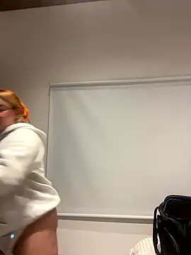 SophiaWeestt99 online show from 01-10-26, 04:58