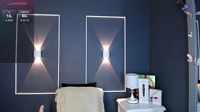 Emmawattsom online show from 12-23-24, 12:41