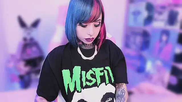 NikkiRamone online show from 11-06-25, 03:29