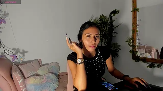 ZaraLim online show from 01-08-26, 05:48