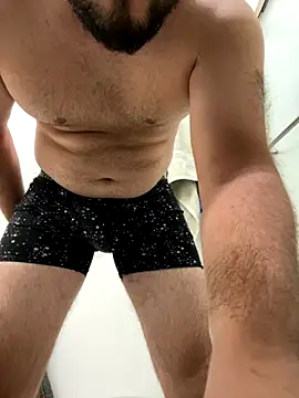 yododav28 online show from 10-24-25, 04:31