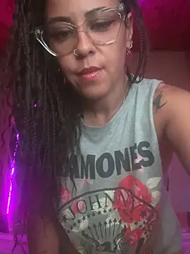 mariposapontiak420 online show from 02-17-26, 03:14