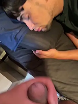 thiagowes online show from 11-02-25, 06:43