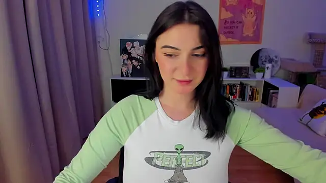 Snapshot of Taste_Jennyy chatting on 10-03-25, 03:42 Taste Jennyy online show from 10-03-25, 03:42