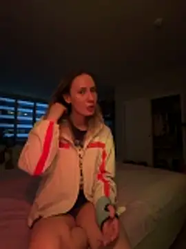 M1ssyk1ssy online show from 04-30-26, 02:07