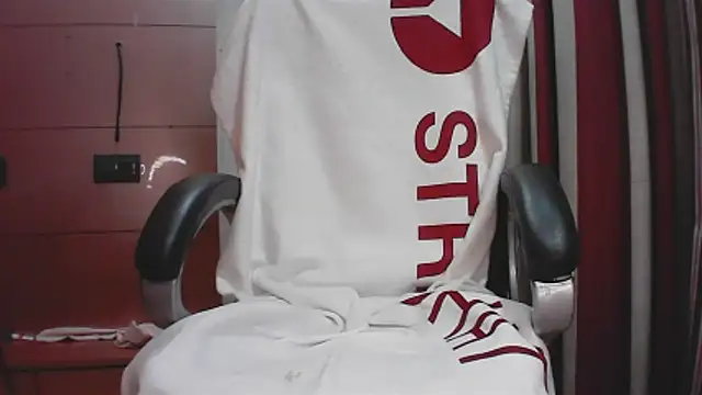 Snapshot of collage_hoty chatting on 12-13-25, 08:47 collage hoty online show from 12-13-25, 08:47