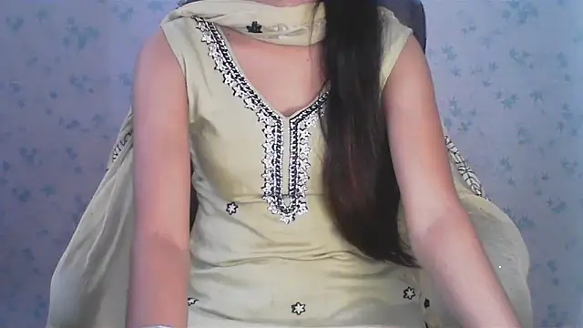collage hoty online show from 06-18-26, 04:24