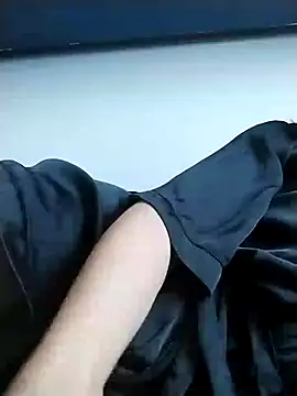 ladyrrr online show from 10-20-25, 12:16