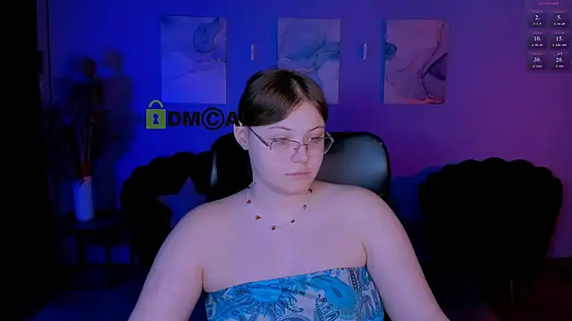 Snapshot of nikole_kitt chatting on 05-11-26, 07:00 nikole kitt online show from 05-11-26, 07:00