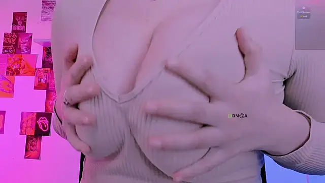 Snapshot of nikole_kitt chatting on 05-29-26, 07:12 nikole kitt online show from 05-29-26, 07:12