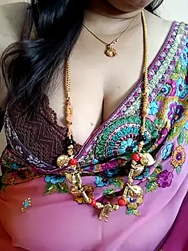 gaurika18 online show from 03-01-25, 04:58