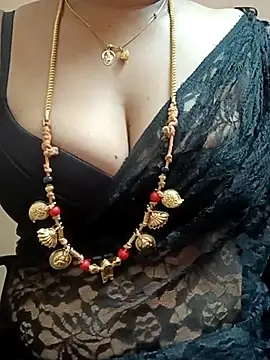 gaurika18 online show from 03-06-25, 12:54