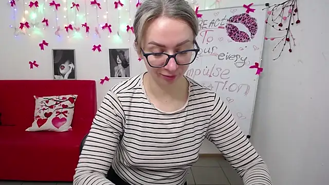 VasilisaSii online show from 03-06-26, 06:21