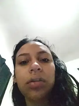 Snapshot of emma_ambar chatting on 11-19-25, 01:33 emma ambar online show from 11-19-25, 01:33