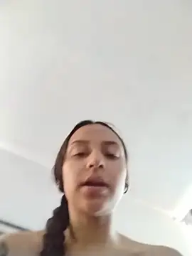 Snapshot of emma_ambar chatting on 12-02-25, 04:35 emma ambar online show from 12-02-25, 04:35