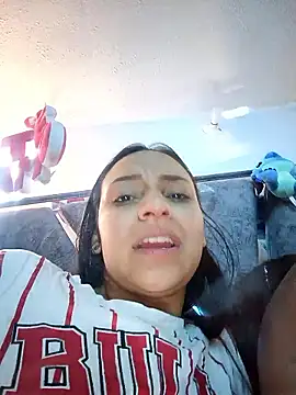 Snapshot of emma_ambar chatting on 01-16-26, 06:01 emma ambar online show from 01-16-26, 06:01