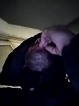 Andrzej-M online show from 11-16-25, 07:08