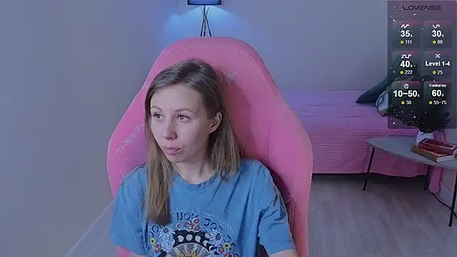 Lill Mary online show from 12-19-24, 07:18