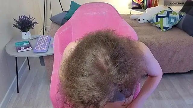 Lill Mary online show from 02-22-25, 05:23