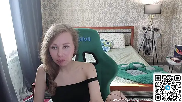 Lill Mary online show from 06-04-26, 01:22