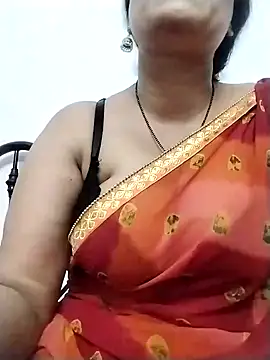 Snapshot of Nyra-23 chatting on 01-31-25, 12:18 Nyra-23 online show from 01-31-25, 12:18