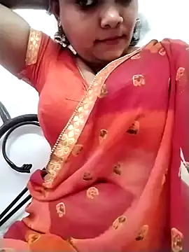 Snapshot of Nyra-23 chatting on 02-21-25, 08:07 Nyra-23 online show from 02-21-25, 08:07