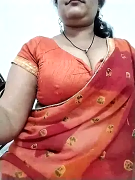 Snapshot of Nyra-23 chatting on 02-25-25, 11:19 Nyra-23 online show from 02-25-25, 11:19