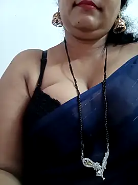 Snapshot of Nyra-23 chatting on 10-08-25, 07:50 Nyra-23 online show from 10-08-25, 07:50